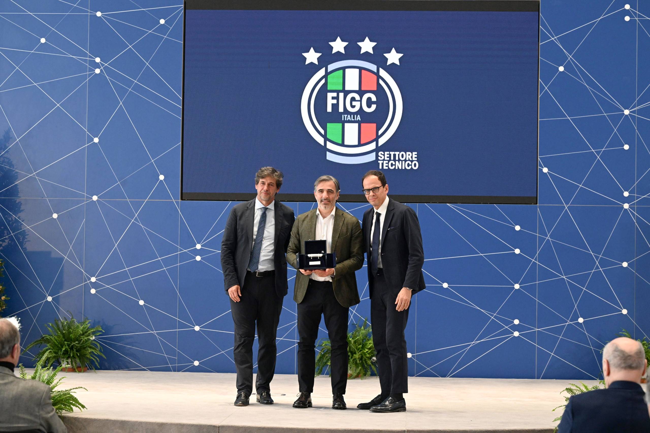 Panchina d'Argento, Pecchia concede il bis