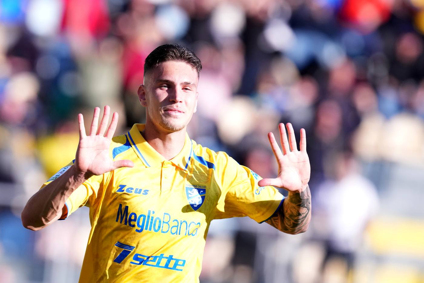 Frosinone e Palermo non sprecano il colpo