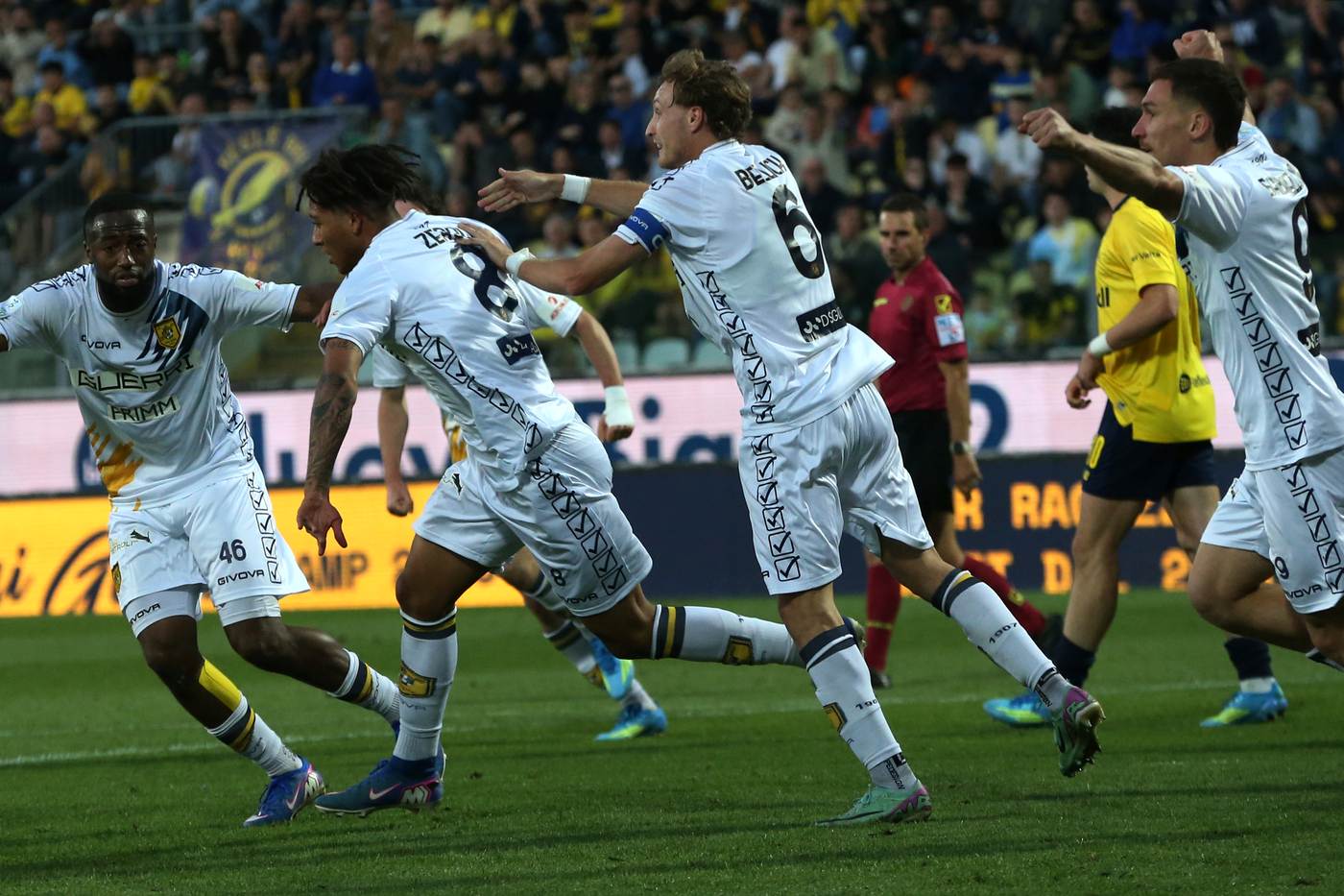 Juve Stabia e Catanzaro in semifinale
