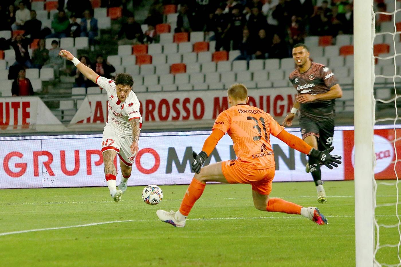 Il Bari non sfonda, l'andata playout finisce 0 a 0